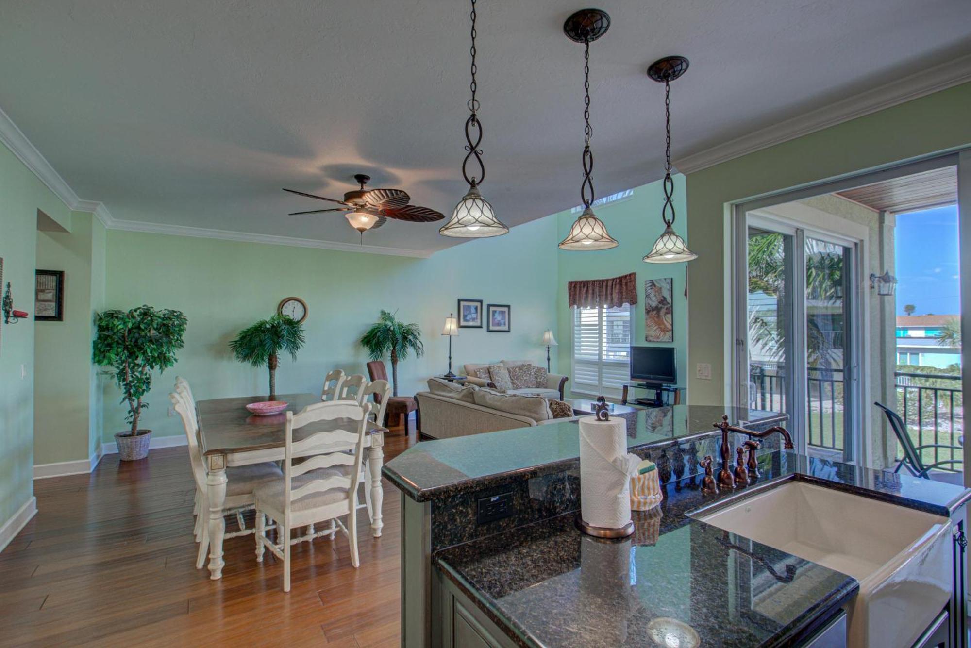 Anna Maria Island Beach Palace ブレイデントン・ビーチ エクステリア 写真
